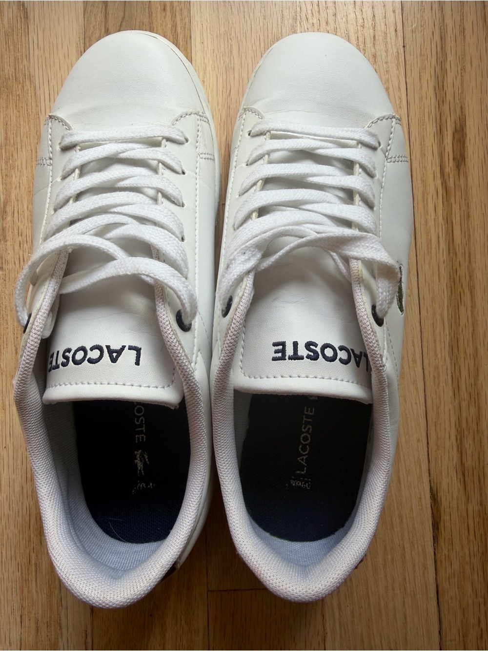 Lacoste White Sneakers with Green Crocodile Accent - Picture 5 of 8